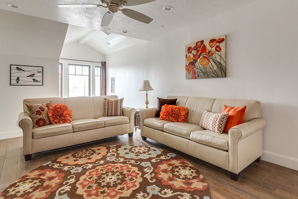 Reclaimed wood decor